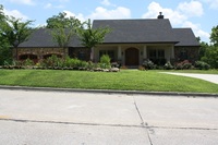 Outside_806_west_blvd._001