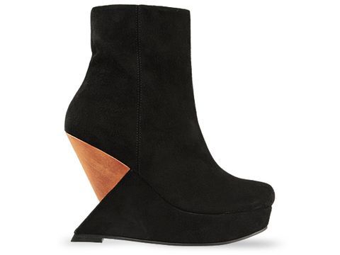 Wedge would you do? - The Closet Freaks