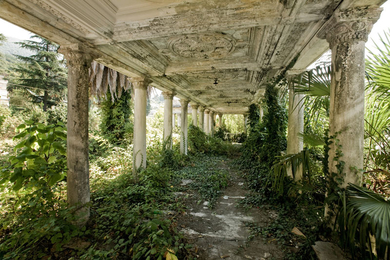 Abandoned-russian-train-station