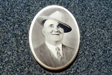 Bisbee-gravestone
