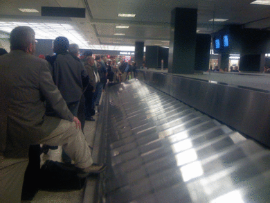 Dulles-baggage-claim