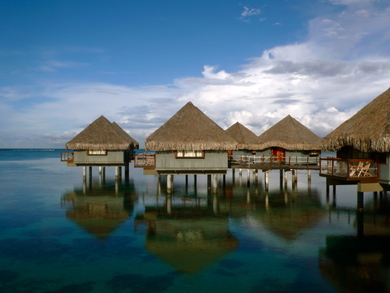 Tahitian-bungalows