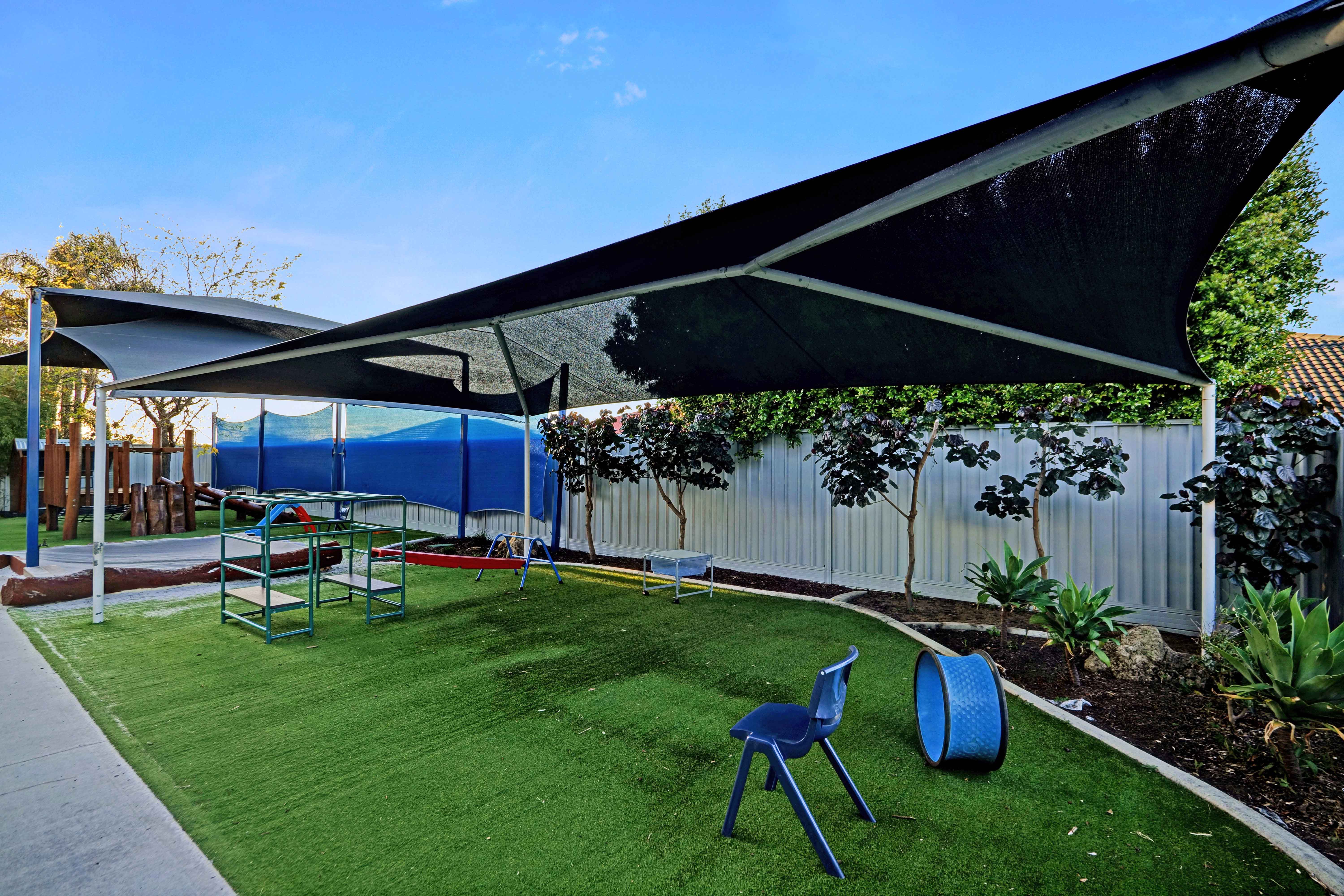 17 Kingsway, Madeley WA 6065