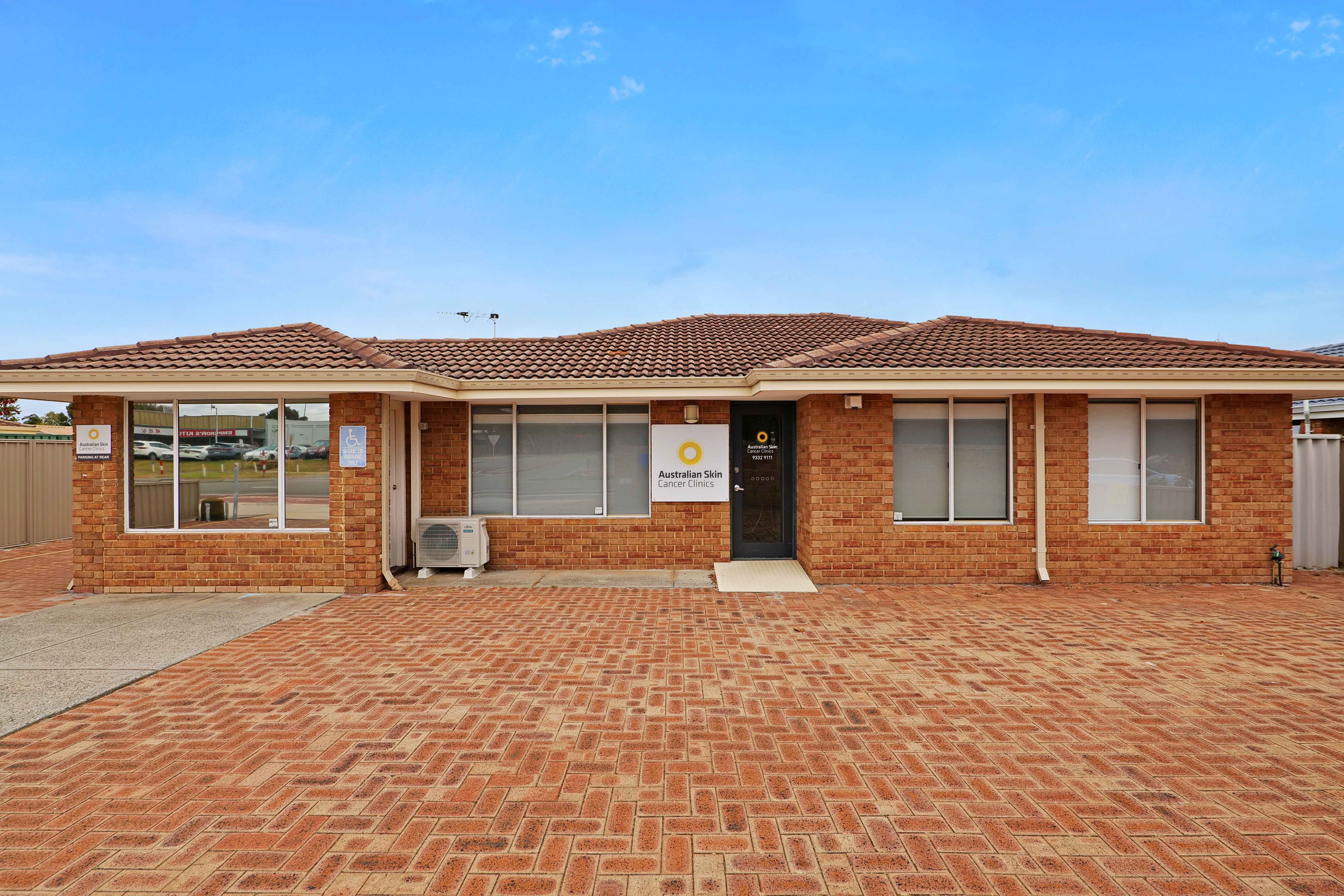 70 Farrington Road, Leeming WA 6149