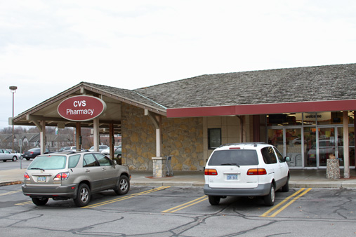 SPIN!_Corinth SPIN! Pizza site at Corinth Square in Prairie Village