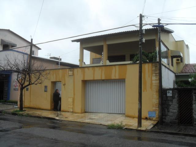 Im&oacute;vel: Rede Secovi - Casa 3 Dorm - S&atilde;o Gerardo (MFI-3860)