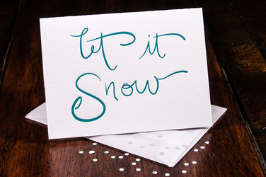 Letitsnowconfetti_20120603-0727