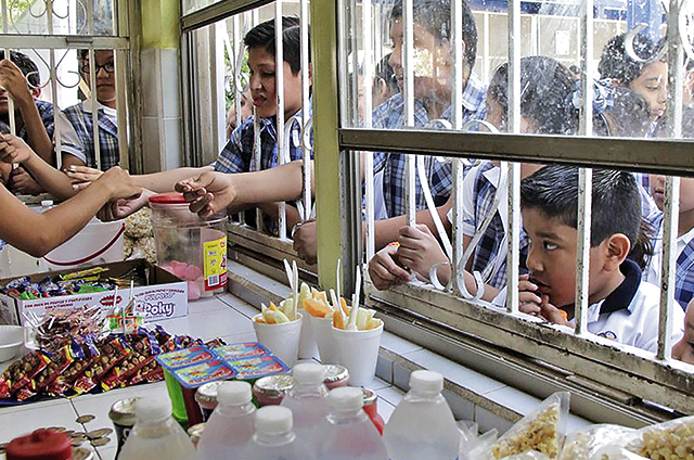 Supervisan 102 cooperativas escolares