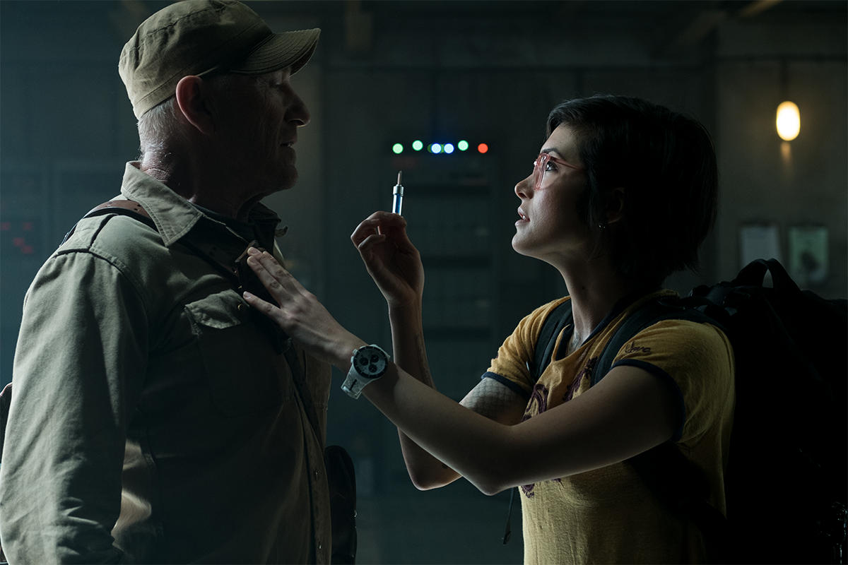 2482 D008 00285 v1 current Slick's Nit-Picks - Jurassic World: Fallen Kingdom (IMAX 3D) Jurassic World: Fallen Kingdom - Zia and Wheatley