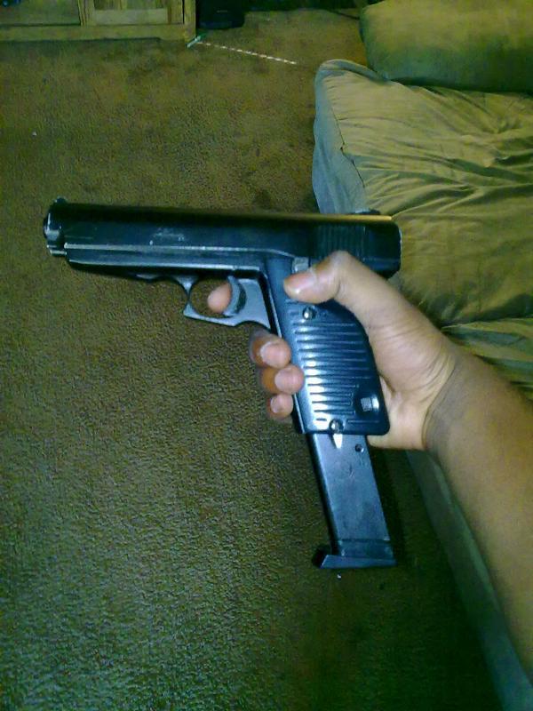 Extendo call that 2 pair! 2 Pair by King Louie