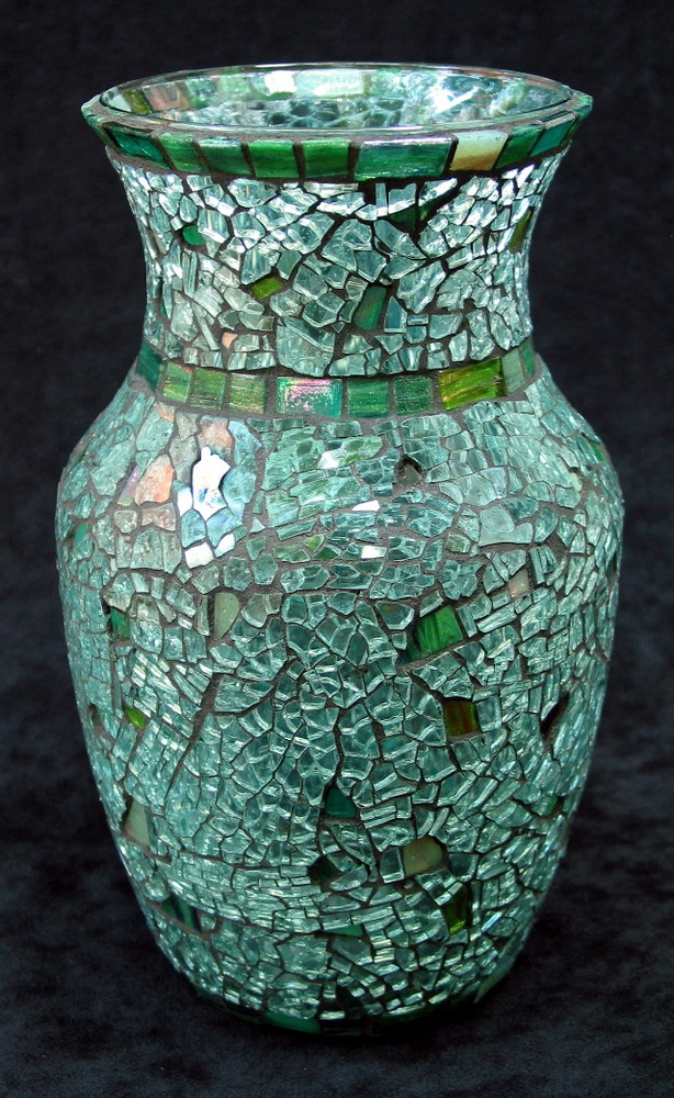 I need mosaics on the vases Medusa Lyrics Meaning