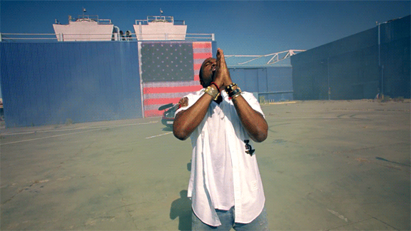 7193ca99_gif_kanye_otis_pray.gif
