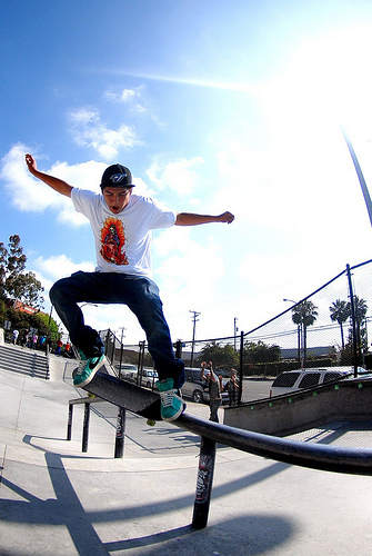 GRIND SKATEBOARDING grind skateboarding: