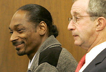 snoop and lawyer