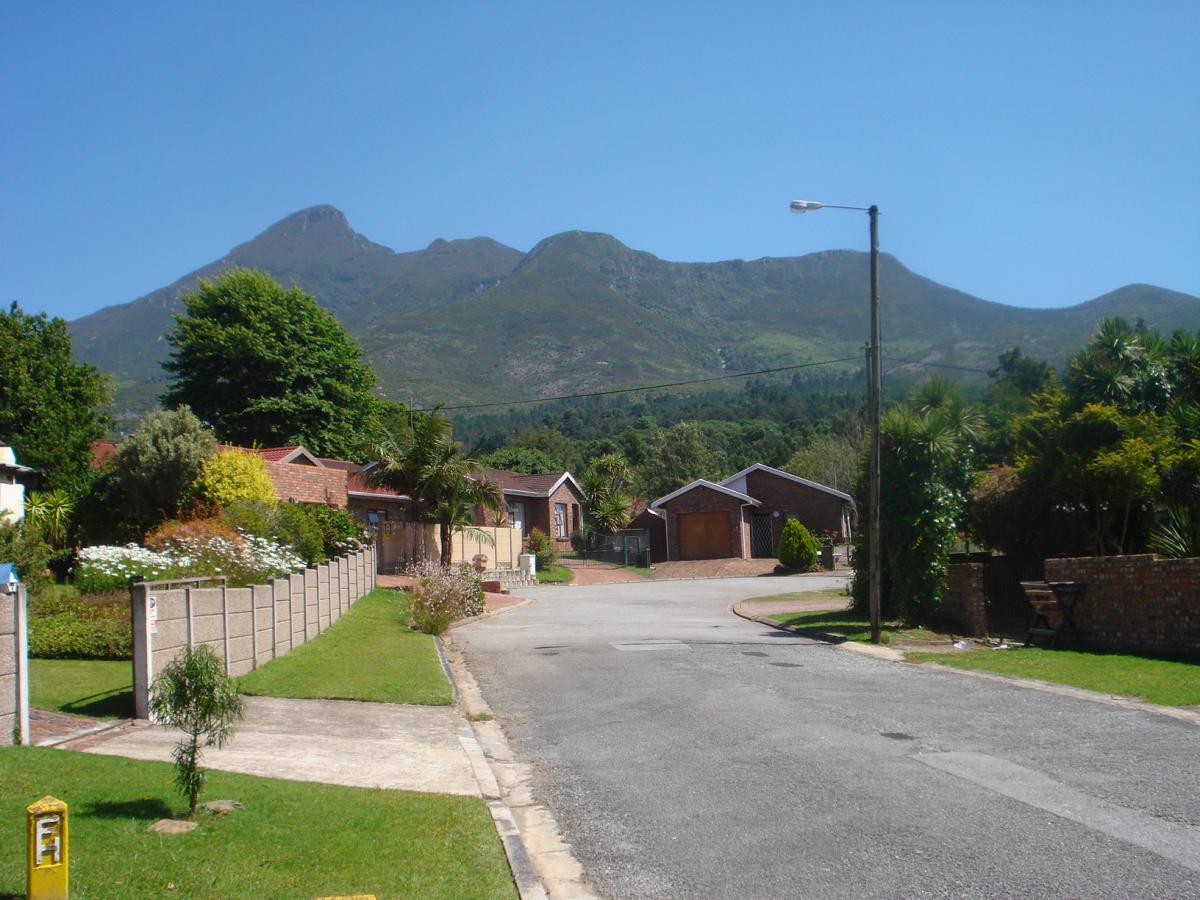 3 Bedroom house for sale in Denneoord