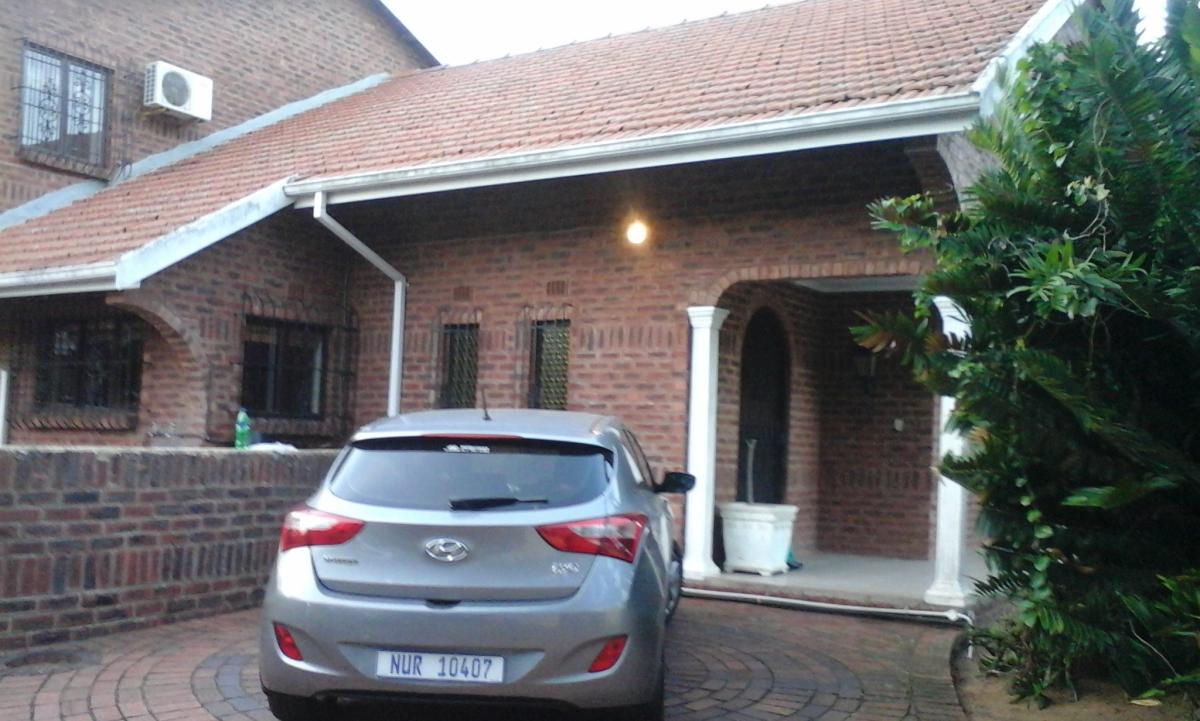 House to rent in Umhlangane