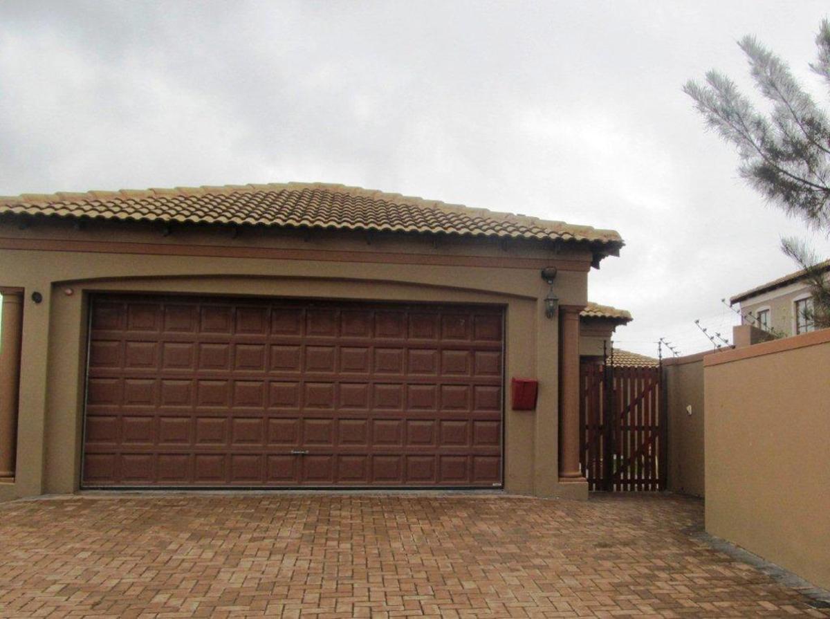 3 Bedroom house for sale in Parklands