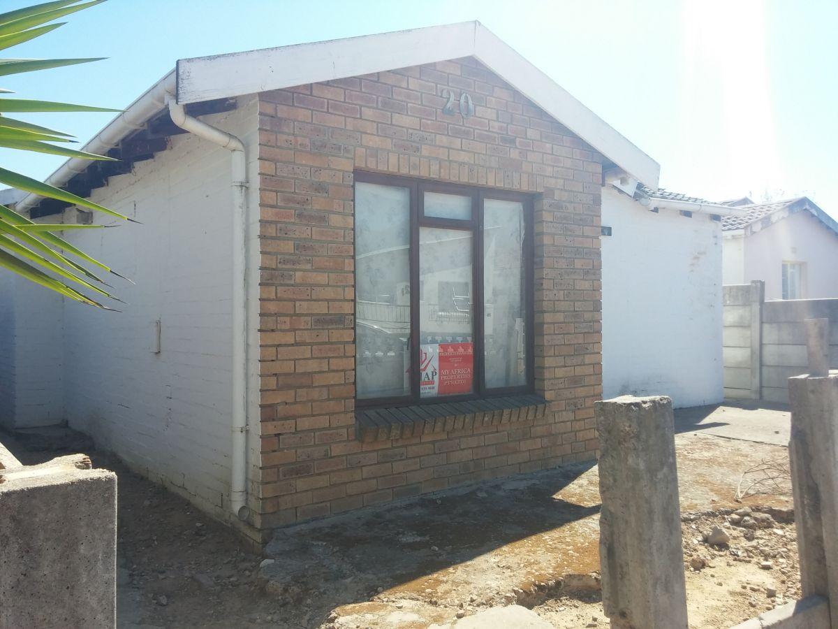 2 Bedroom house for sale in Paarl East