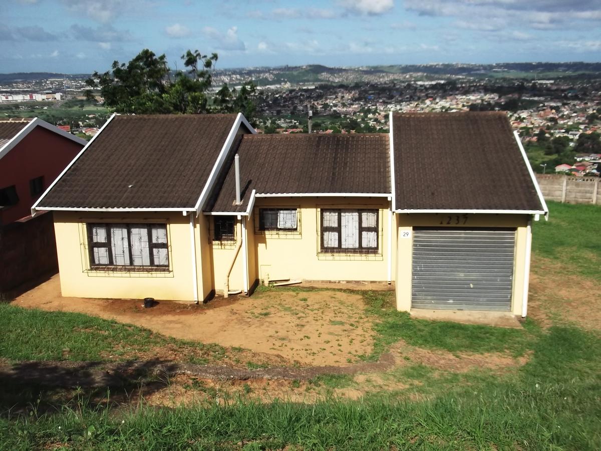4 Bedroom house for sale in Kwamashu