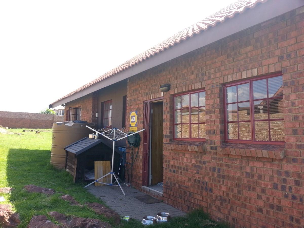 3 Bedroom house for sale in Model Park