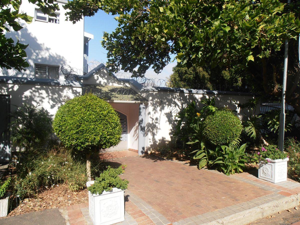1 Bedroom apartment for sale in Paarl