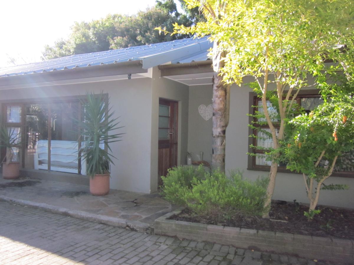 4 Bedroom house for sale in Camphersdrift