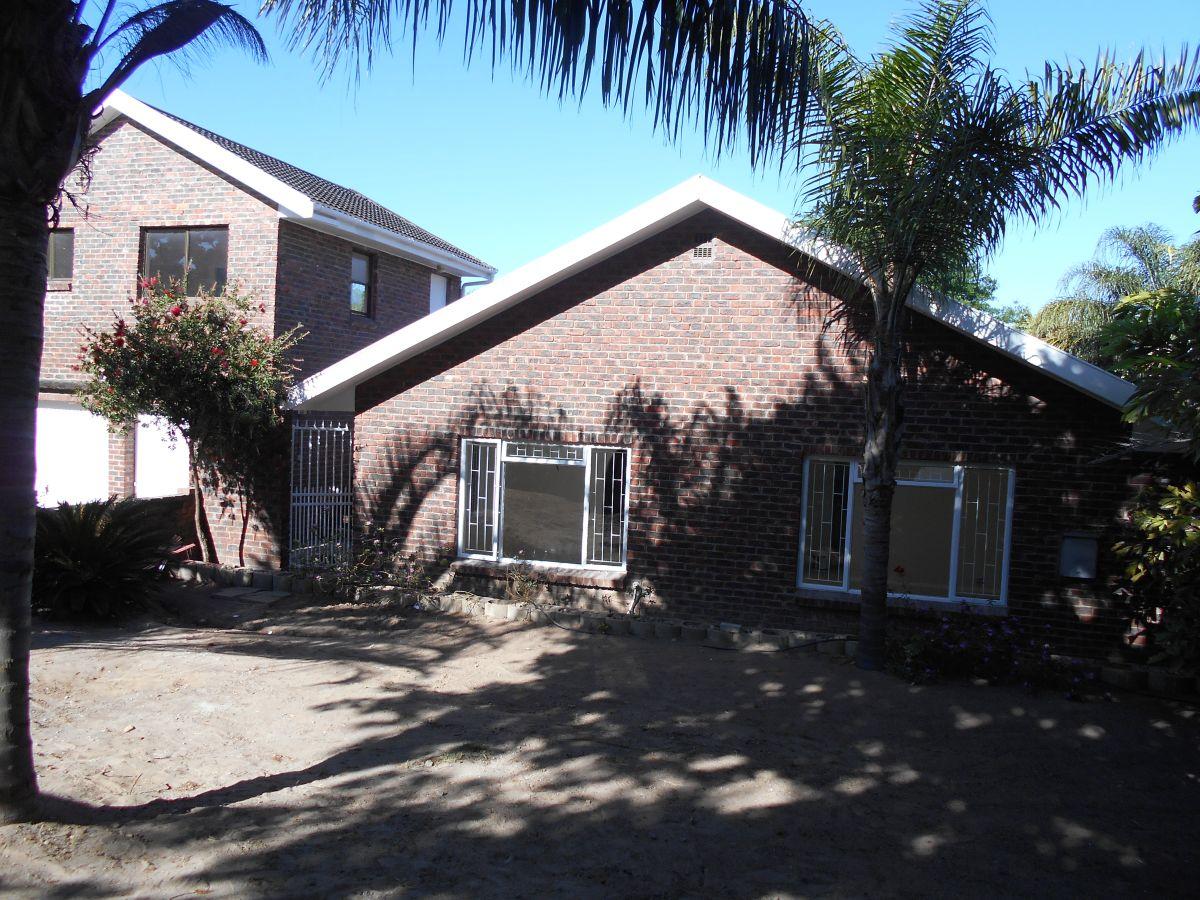 4 Bedroom house for sale in Paarl