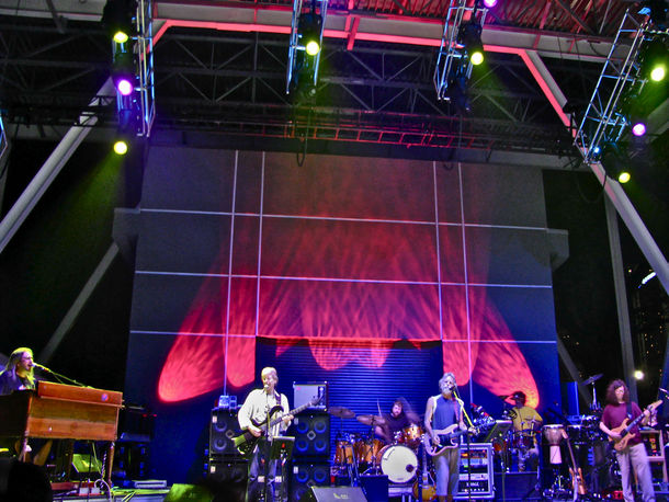 &copy; Tracy Block / RumBum.com