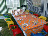 ARRIENDO MESITAS SILLITAS MAQUINAS DE BURBUJAS 9 7301087