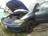 Vendo Microbus Plymouth M.96 