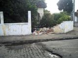 PRESTAÇÃO DE SERVIÇO( Casa virou lixão,local para uso de drogas e motel)