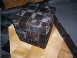 TAPETES,ALFOMBRAS,COJINES,CABECERA DE CAMA,PUFF...................TODO EN FINAS PIELES Y CUERO NATURALES 