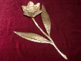 Flôr em bronze para incenso
