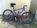 bicicleta em aluminio vendo por 150.00