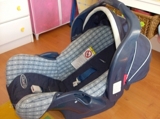 roupa de criança, brinquedos e acessórios