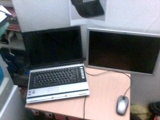 Mini Frigorifico+Portátil sem ecrã ! está ligado a um Monitor Externo Plasma 17” 