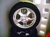 SET DE AROS ANIQUELADOS 16" CON GOMAS 5 ROTOS