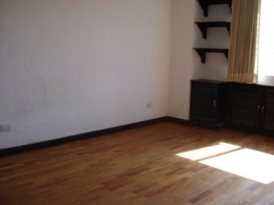 APARTAMENTO ZONA 15 EN RENTA