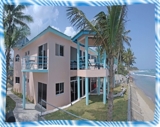 Nuevos edificios de apartamentos con dos piscinas directamente en la playa de Cabarete