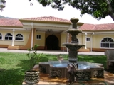 Vendo hermosa casa en Santa Ana,Costa Rica - Venta de casas - Heredia - Heredia