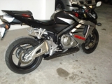 Vendo moto Honda CRB 600 RR como nova con capacete e casaco Ixon Tam. L - Motos - Aveiro - Açores