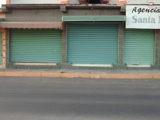 Vendo casa con 4 locales comerciales