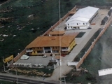 vendo lote 11.000mts2 con 3000mts construidos via cali-yumbo  3.000.000.000