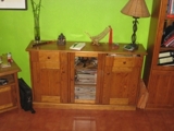 VENDE-SE APARADOR DE SALA