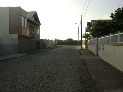 Casa 60m do mar www.belottoimoveis.com.br SEU imovel em Navegantes