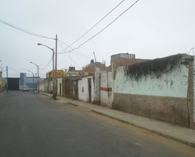 San Miguel cerca av La Paz