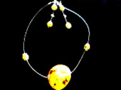 MÁNCORA- VENTA DE COLLARES ARTESANALES EXCLUSIVOS "MEL Diseños", EN BOTICA PHARMA-EXPRESS - MÁNCORA - PERÚ