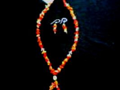 MÁNCORA - SALE OF HANDCRAFTED EXCLUSIVE NECKLACES "MEL DISEÑOS", IN PHARMA-EXPRESS, PHARMACY - MÁNCORA - PERU