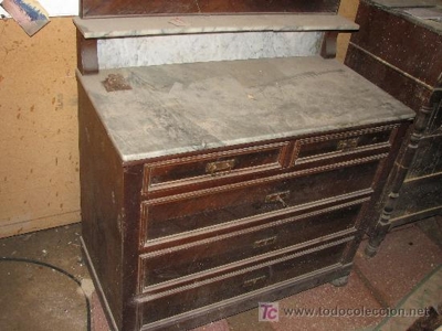 COMPRAMOS TODO TIPO DE MUEBLES DE MADERA VIEJOS O DAÑADOS - Panamá - Ciudad de Panamá