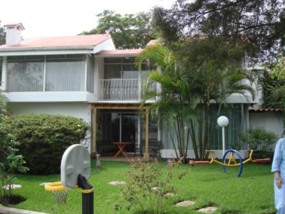 Casa con Jardin Grande